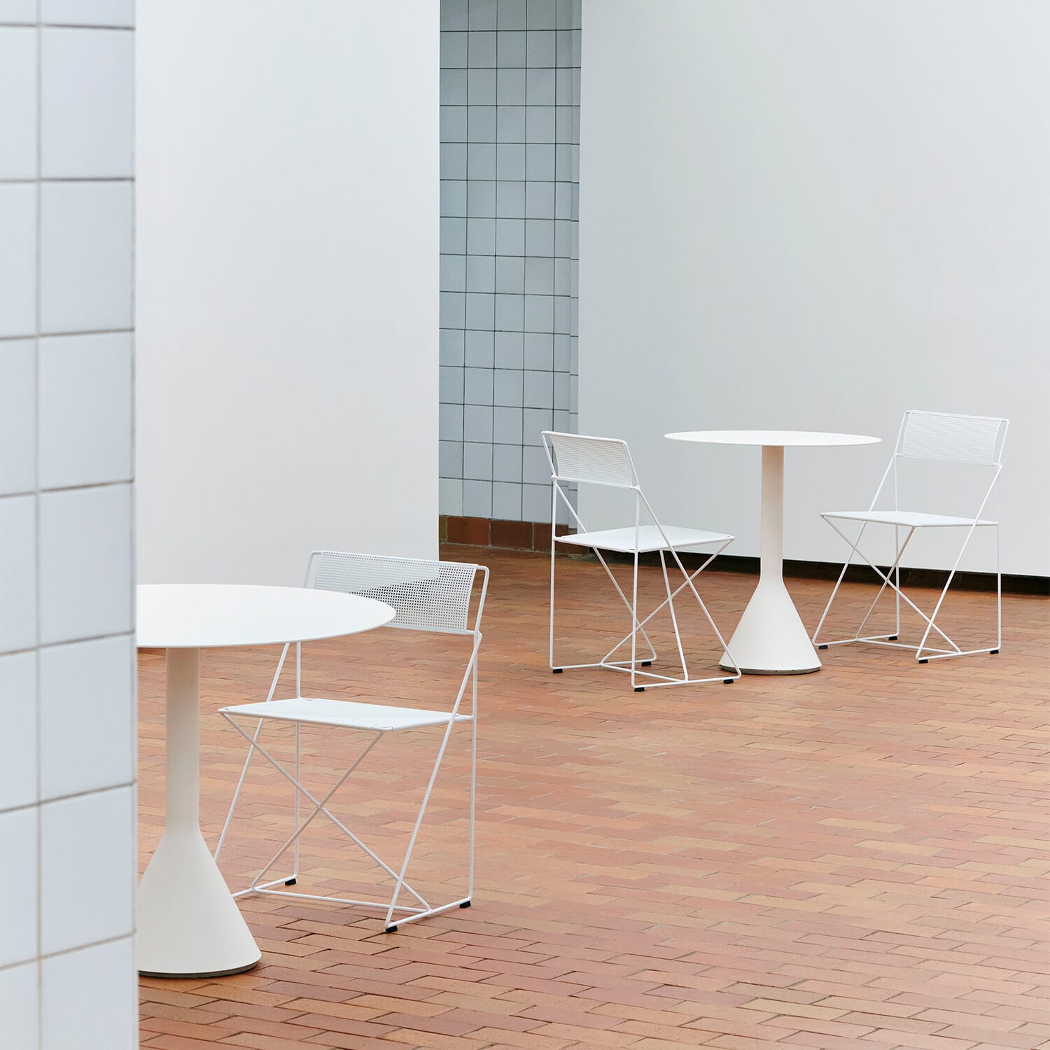 Palissade Cone Table Cream White Ø:90 - Bilde 2