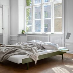 BD90-180_Rel MOEBE_Bed_IC_Pine-green_Low-Res_02.jpg