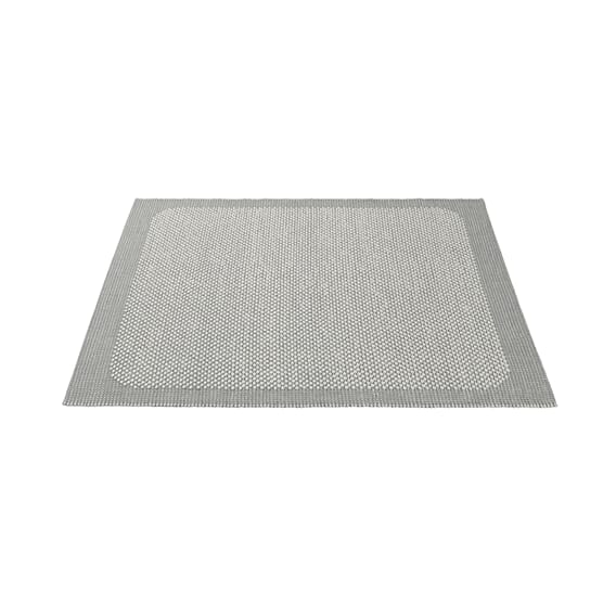 Pebble-rug-170x240-light-grey-Muuto-5000x5000-hi-res.jpg